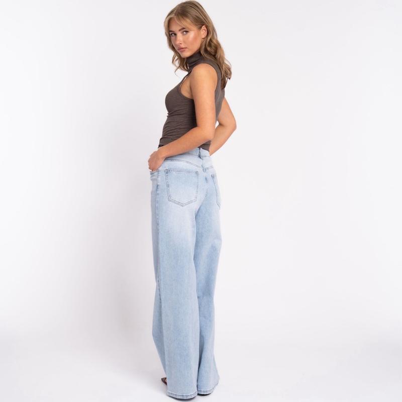 Extra Wide Leg Jeans