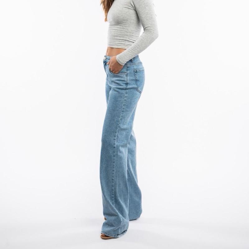 Mid Waist Straight Leg Jeans Tall