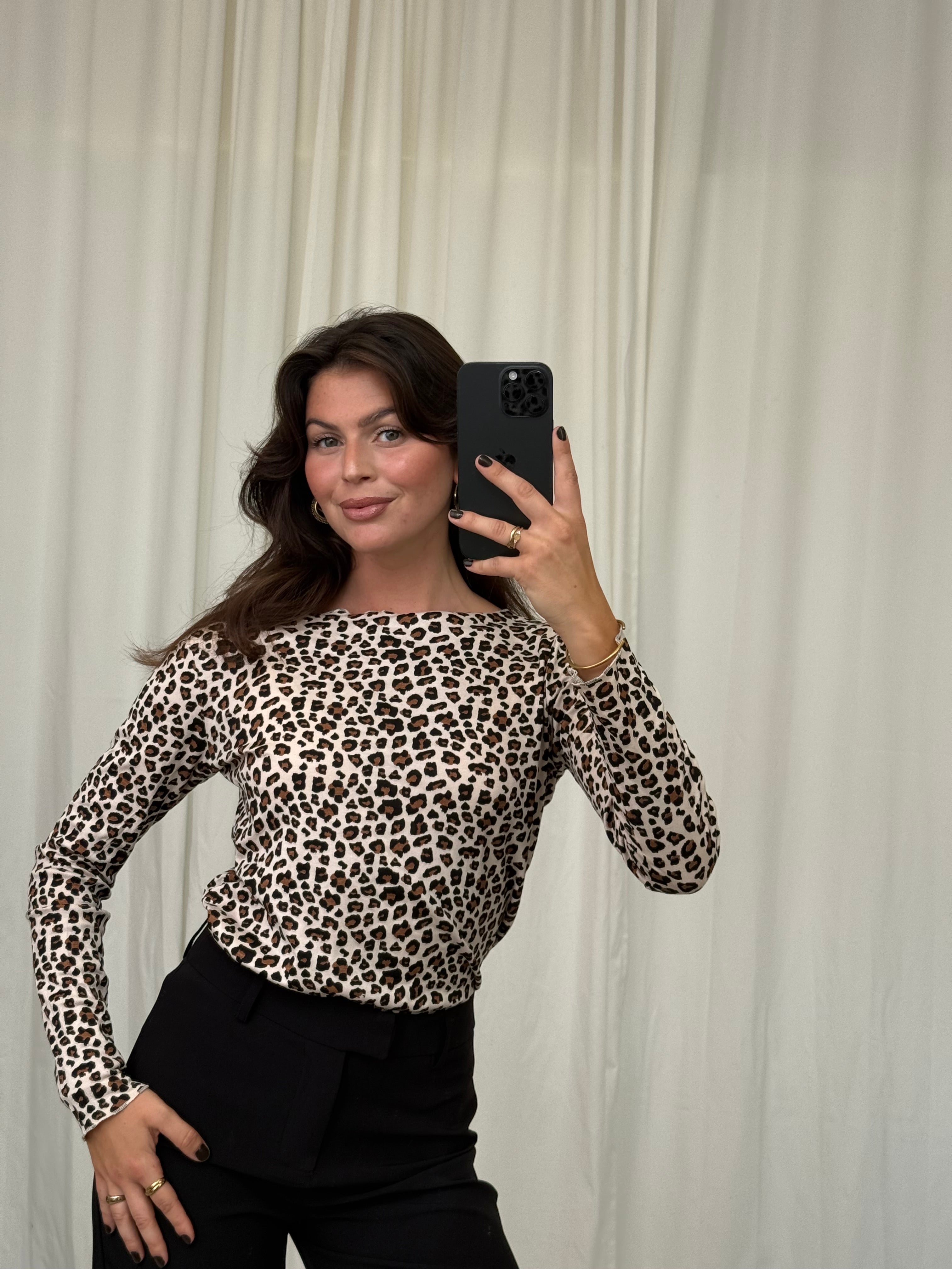 Leo Longsleeve